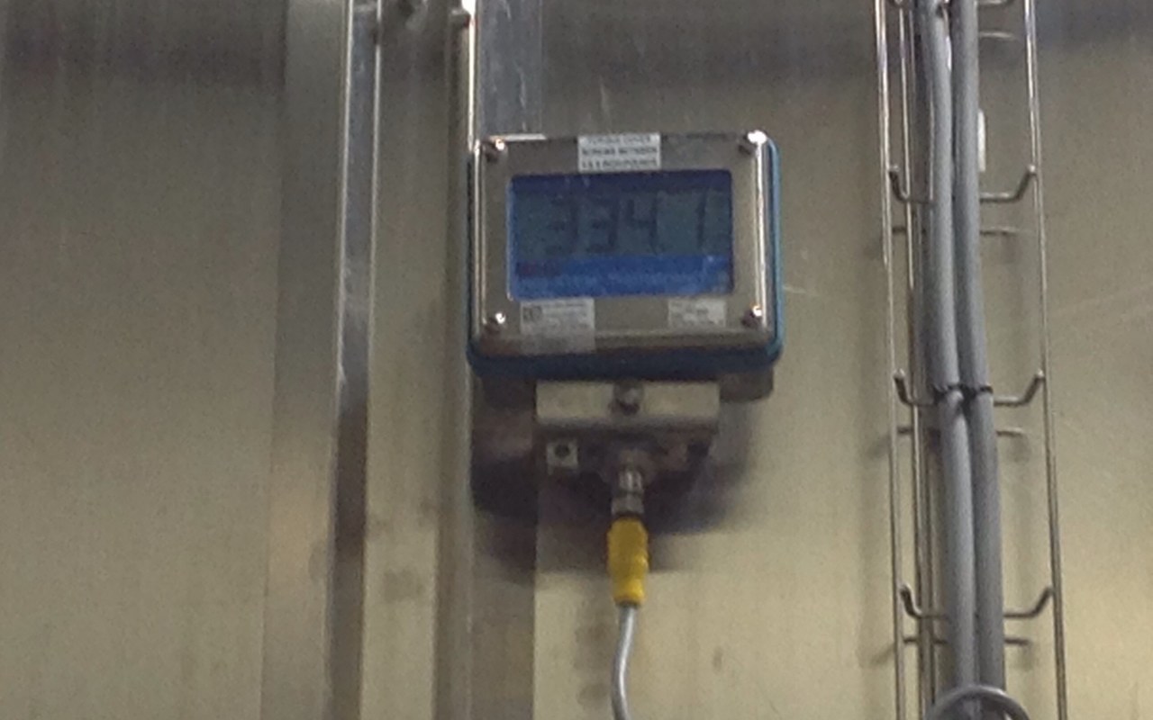 HOT PIPE COATING - Vanvouver Shipyards